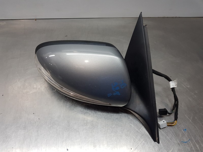 Recambio de retrovisor derecho para mercedes clase c (w205) lim. bluetec referencia OEM IAM A2058100400  