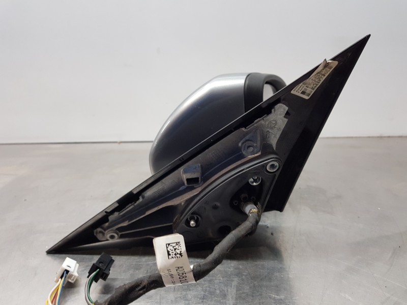 Recambio de retrovisor derecho para mercedes clase c (w205) lim. bluetec referencia OEM IAM A2058100400  