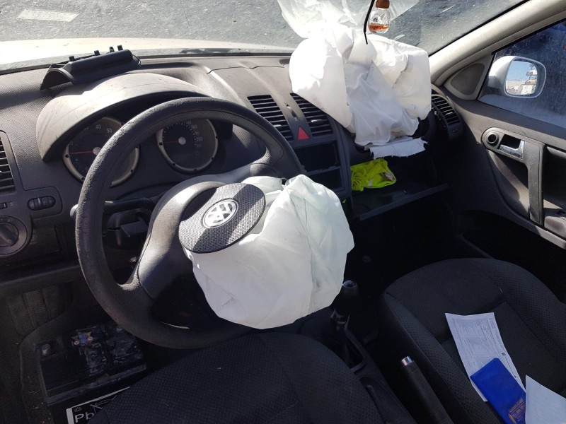 volkswagen polo berlina (6n2) del año 2001