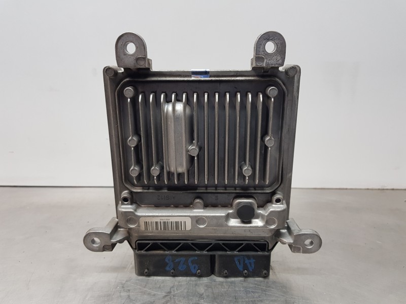 Recambio de centralita motor uce para mercedes clase c (w205) lim. bluetec referencia OEM IAM A6519004500  