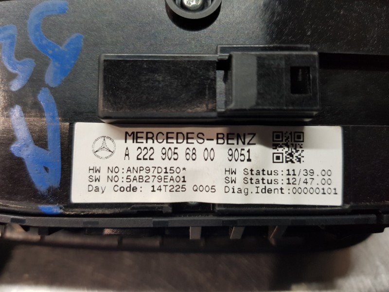 Recambio de mando elevalunas delantero izquierdo para mercedes clase c (w205) lim. bluetec referencia OEM IAM A2229056800  