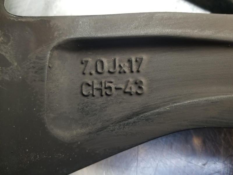 Recambio de llanta para renault megane iv berlina 5p equilibre referencia OEM IAM 403007202R  