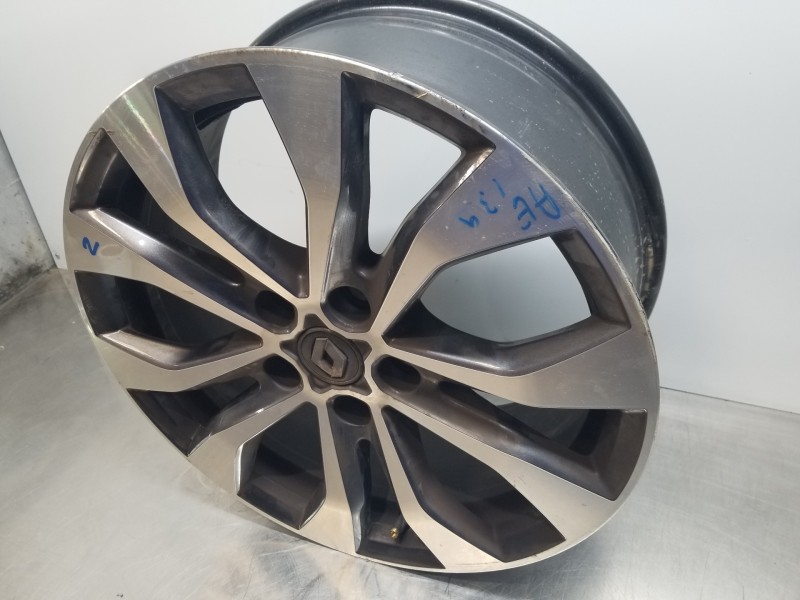 Recambio de llanta para renault megane iv berlina 5p equilibre referencia OEM IAM 403007202R  