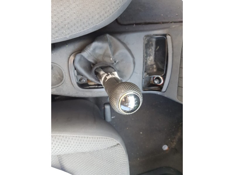 volkswagen polo berlina (6n2) del año 2001