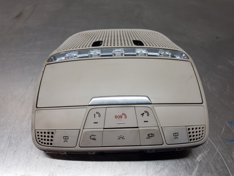 Recambio de luz interior para mercedes clase c (w205) lim. bluetec referencia OEM IAM 0999000601  