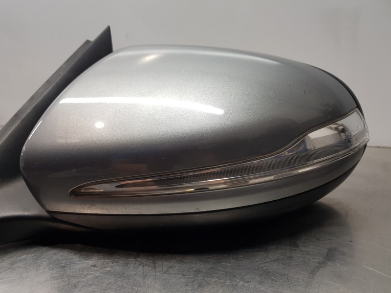 Recambio de retrovisor izquierdo para mercedes clase c (w205) lim. bluetec referencia OEM IAM 2058100300  