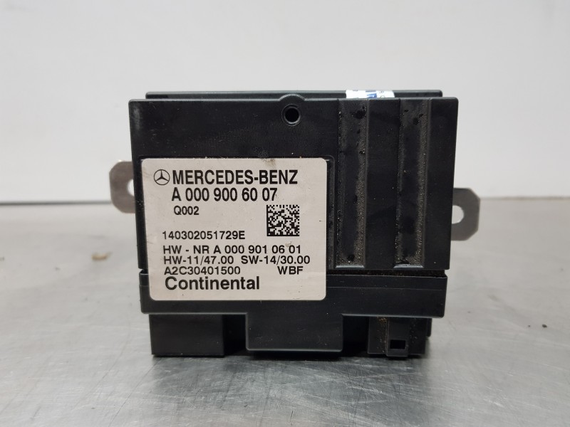 Recambio de modulo electronico para mercedes clase c (w205) lim. bluetec referencia OEM IAM A0009006007  