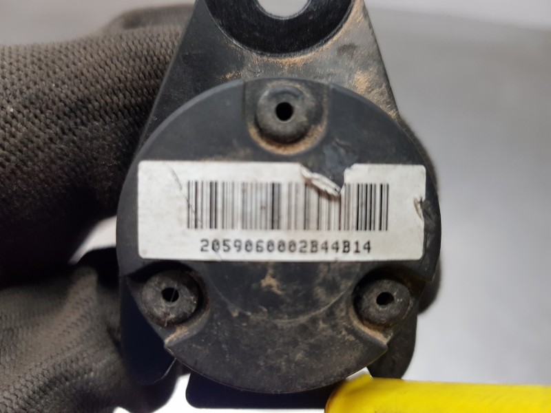 Recambio de bisagra capot para mercedes clase c (w205) lim. bluetec referencia OEM IAM A2059060002  