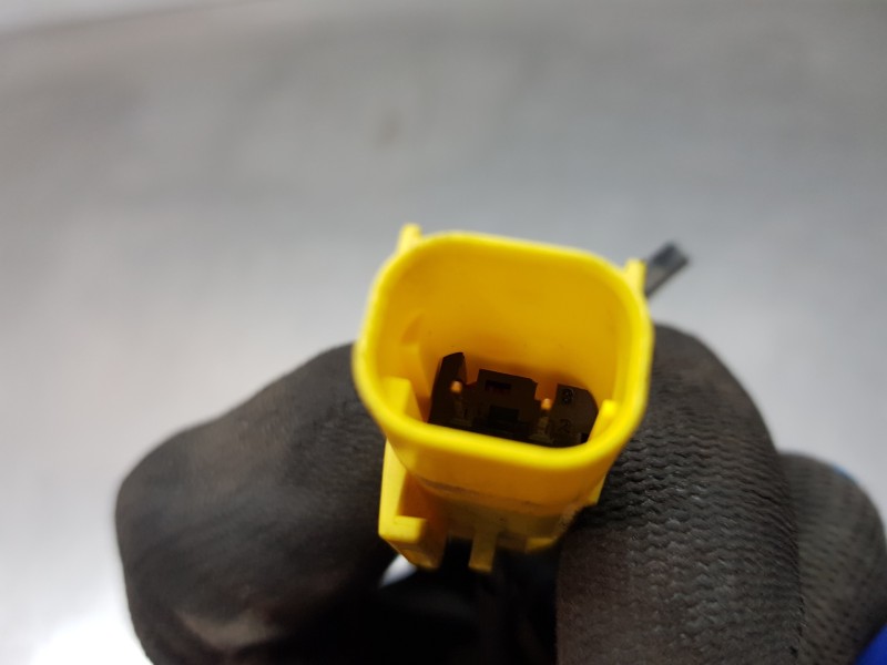 Recambio de bisagra capot para mercedes clase c (w205) lim. bluetec referencia OEM IAM A2059060002  