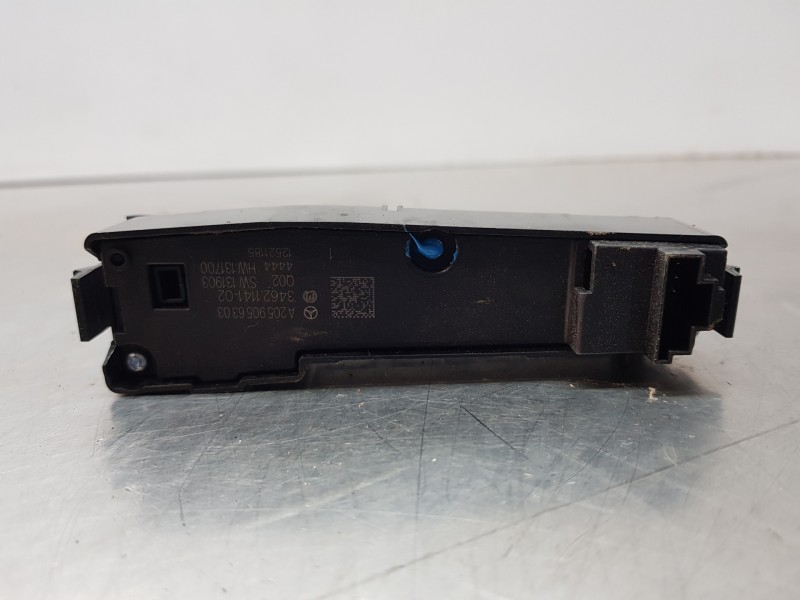 Recambio de modulo electronico para mercedes clase c (w205) lim. bluetec referencia OEM IAM A2059056303  