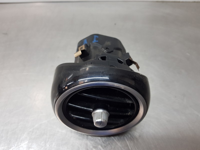 Recambio de rejilla aireadora para mercedes clase c (w205) lim. bluetec referencia OEM IAM A2058301154  