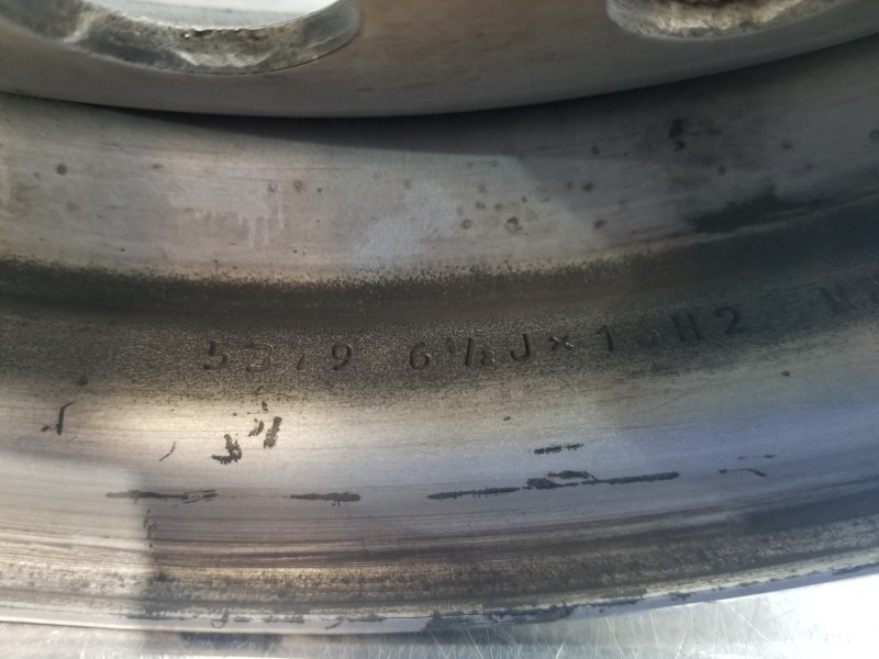 Recambio de llanta para iveco daily caja cerrada h2 referencia OEM IAM 5801622004  