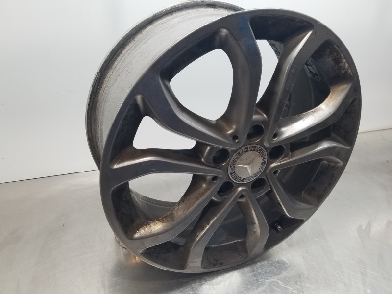 Recambio de llanta para mercedes clase c (w205) lim. bluetec referencia OEM IAM A2054010200  