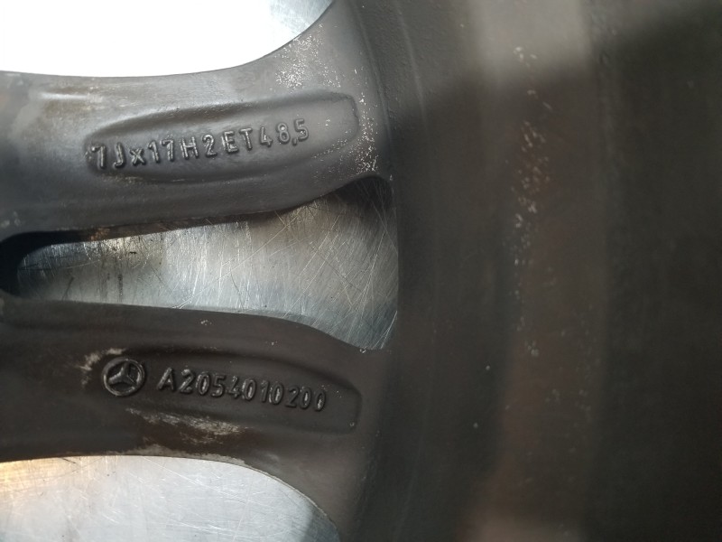 Recambio de llanta para mercedes clase c (w205) lim. bluetec referencia OEM IAM A2054010200  
