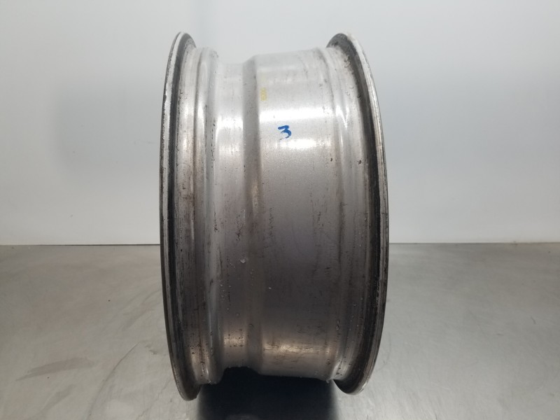 Recambio de llanta para mercedes clase c (w205) lim. bluetec referencia OEM IAM A2054010200  