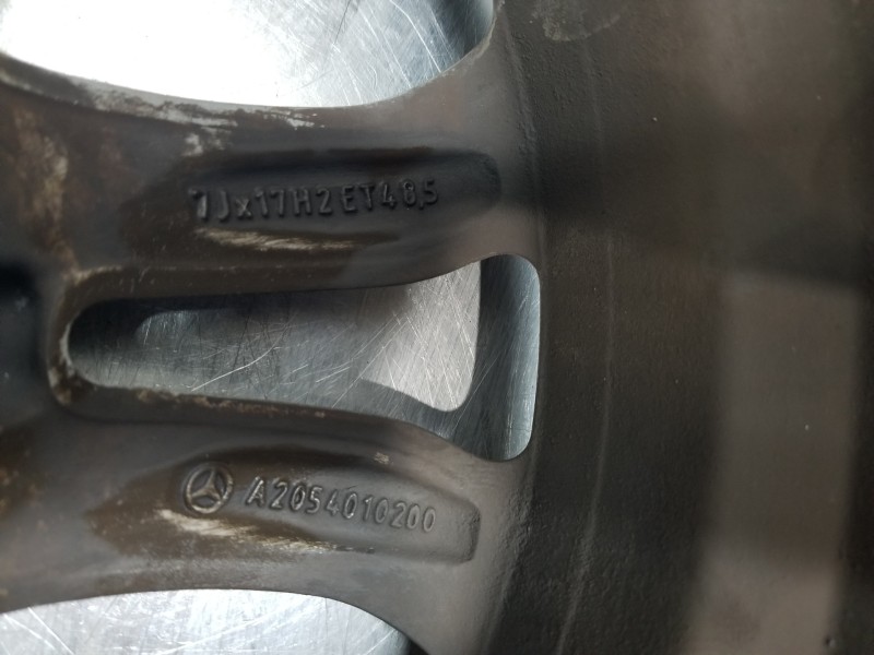Recambio de llanta para mercedes clase c (w205) lim. bluetec referencia OEM IAM A2054010200  