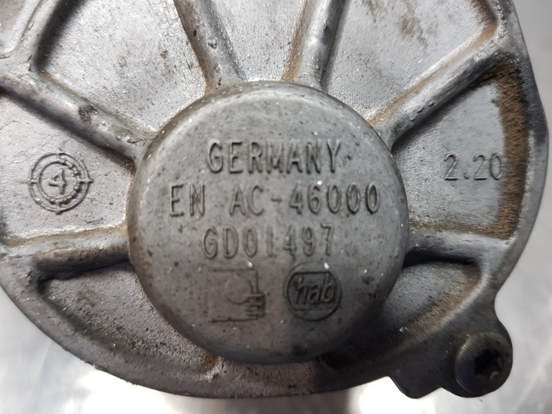 Recambio de depresor freno / bomba vacio para mercedes clase c (w205) lim. bluetec referencia OEM IAM A6512300465  