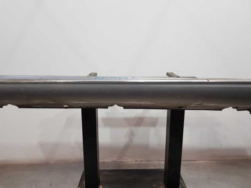 Recambio de faldon lateral para mercedes clase c (w205) lim. bluetec referencia OEM IAM A2056980354  