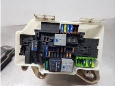 Recambio de caja reles / fusibles para mercedes clase c (w205) lim. bluetec referencia OEM IAM A2229063701 A2055400024 