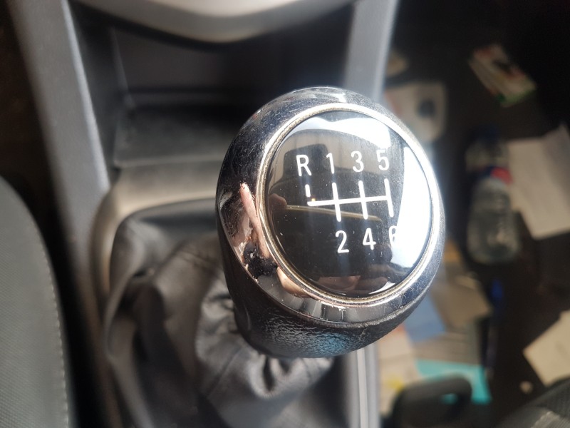 chevrolet aveo berlina hatchback del año 2013