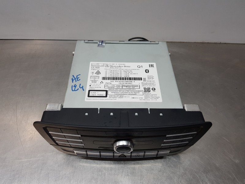 Recambio de sistema audio / radio cd para mercedes clase a (w176) design referencia OEM IAM A2469008819  