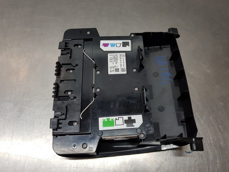 Recambio de luz interior para mercedes clase a (w176) design referencia OEM IAM A0009003608  