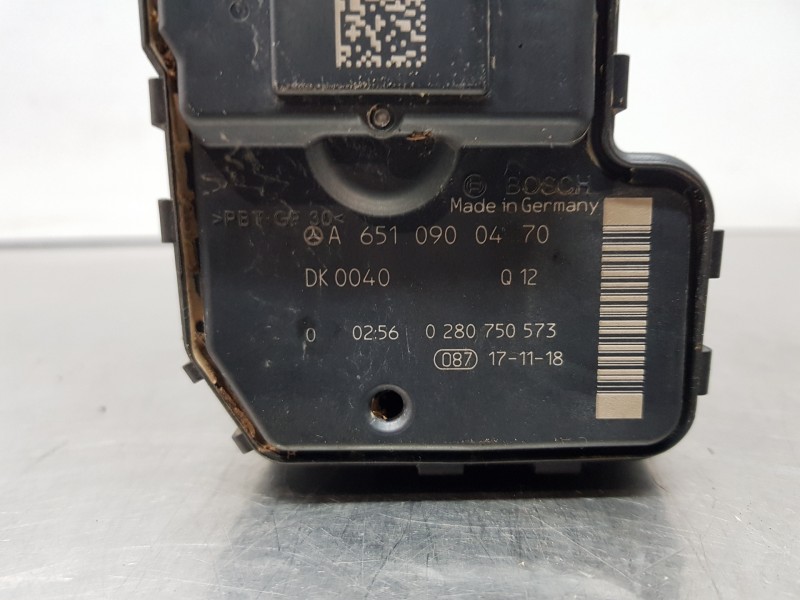 Recambio de caja mariposa para mercedes clase a (w176) design referencia OEM IAM A6510900470  