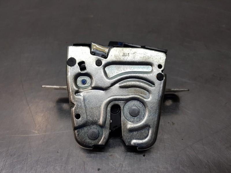 Recambio de cerradura maletero / porton para mercedes clase a (w176) design referencia OEM IAM A0997400500  