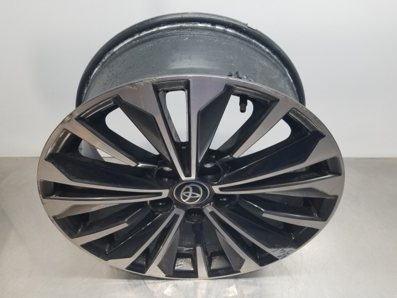 Recambio de llanta para toyota corolla touring sports (e21) hybrid referencia OEM IAM 4261102X20  