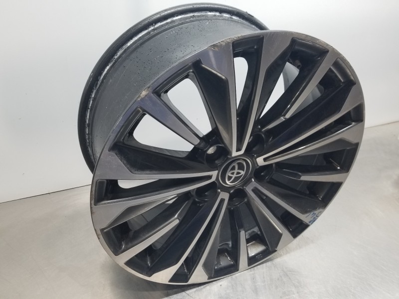 Recambio de llanta para toyota corolla touring sports (e21) hybrid referencia OEM IAM 4261102X20  