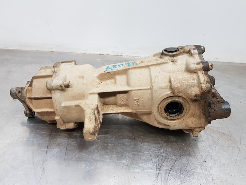 Recambio de diferencial trasero para hyundai santa fe (bm) style referencia OEM IAM 5302039300  