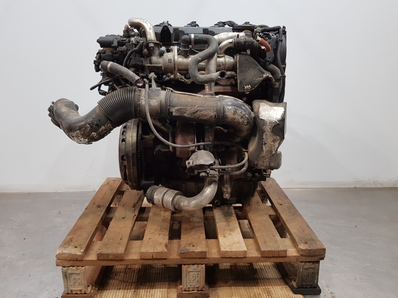 Recambio de motor completo para volvo s40 berlina summum referencia OEM IAM D4204T  