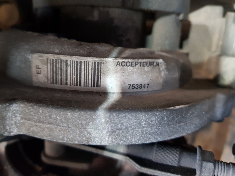 Recambio de motor completo para volvo s40 berlina summum referencia OEM IAM D4204T  