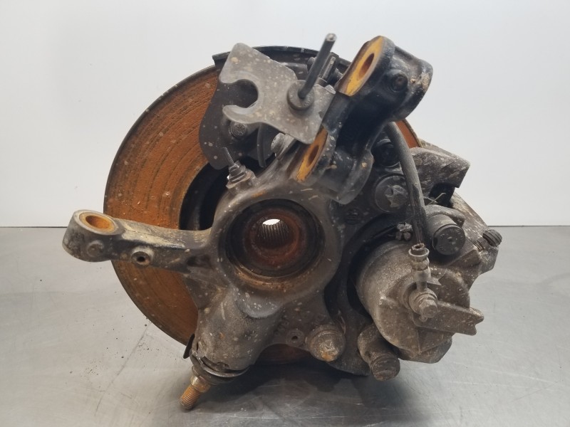 Recambio de mangueta delantera izquierda para citroen spacetourer autobus referencia OEM IAM 1617968980  