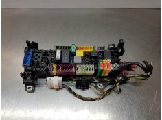 Recambio de caja reles / fusibles para mercedes clase a (w176) design referencia OEM IAM A2465402714