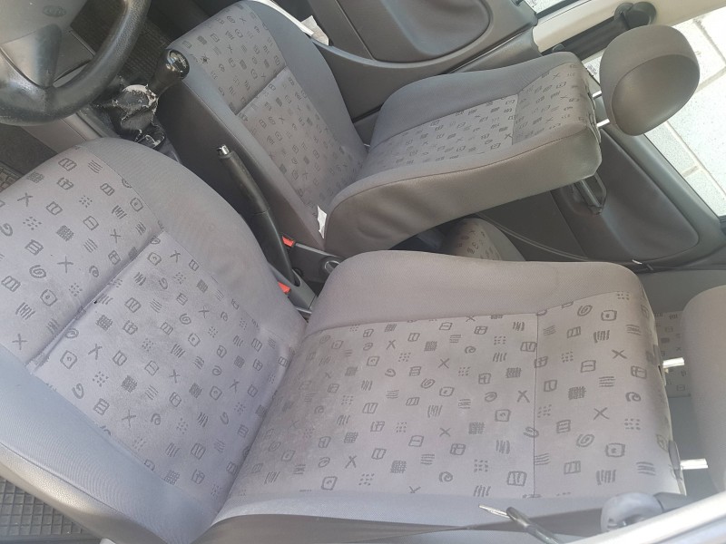 seat ibiza (6k1) del año 2000