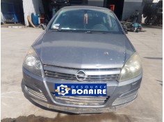 opel astra h berlina del año 2004