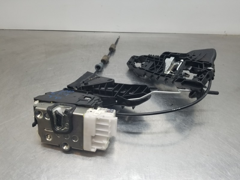 Recambio de cerradura puerta trasera derecha para mercedes clase m (w164) 4matic referencia OEM IAM 1697302235  