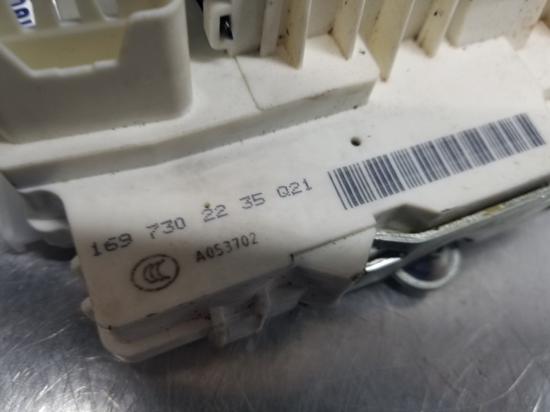 Recambio de cerradura puerta trasera derecha para mercedes clase m (w164) 4matic referencia OEM IAM 1697302235  