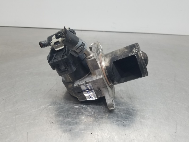 Recambio de valvula egr para mercedes clase m (w164) 4matic referencia OEM IAM A6421401060  