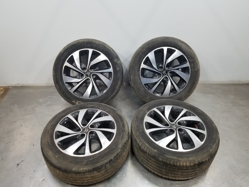 Recambio de juego llantas para citroen spacetourer autobus referencia OEM IAM 9810098477  