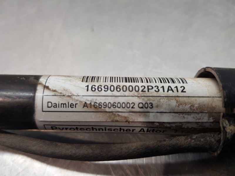 Recambio de bisagra capot para mercedes clase m (w166) bluetec referencia OEM IAM A1669060002  