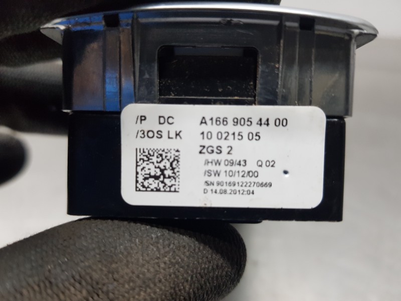 Recambio de mando elevalunas delantero izquierdo para mercedes clase m (w166) bluetec referencia OEM IAM A1669054400  