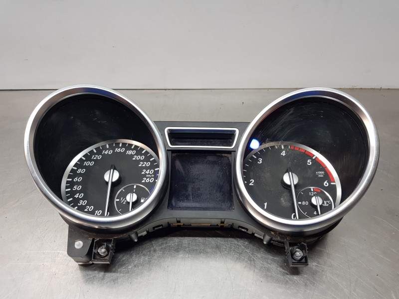 Recambio de cuadro instrumentos para mercedes clase m (w166) bluetec referencia OEM IAM A1669003606  