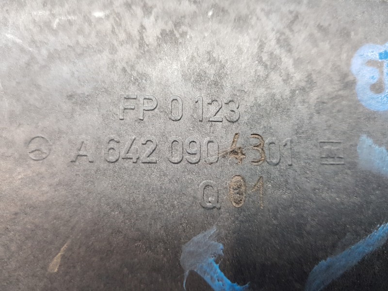 Recambio de filtro aire para mercedes clase m (w166) bluetec referencia OEM IAM A6420942304  