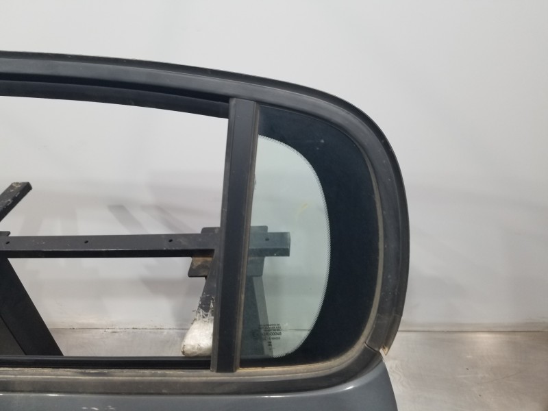 Recambio de puerta trasera izquierda para peugeot 208 (p2) allure referencia OEM IAM 9827577980  