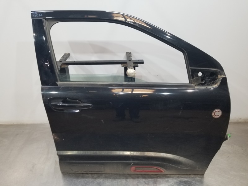 Recambio de puerta delantera derecha para citroen c4 cactus shine referencia OEM IAM 9821324480  