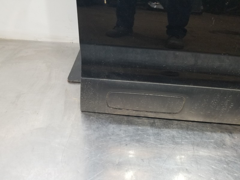 Recambio de puerta delantera derecha para citroen c4 cactus shine referencia OEM IAM 9821324480  