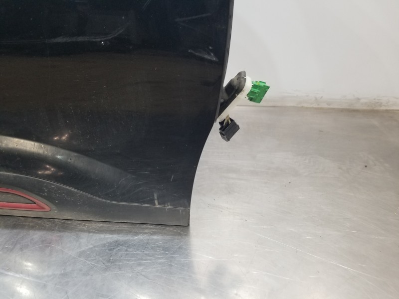 Recambio de puerta delantera derecha para citroen c4 cactus shine referencia OEM IAM 9821324480  