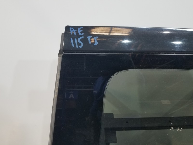 Recambio de puerta trasera izquierda para citroen c4 cactus shine referencia OEM IAM 9821336680  